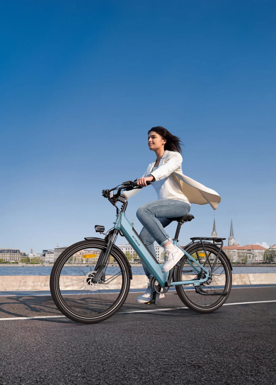 ENGWE P275 SE Smart Torque-Sensing Electric City Bike